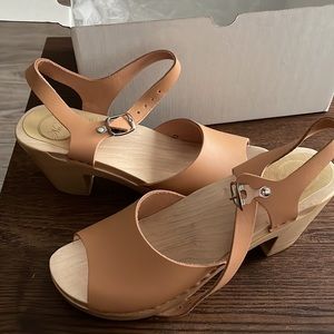 No. 6 Erika High Heel Clog